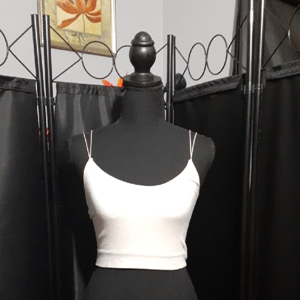 Urban Outfitters Out From Under  White Camisole Ribbed  Top Ladies S/P Summee